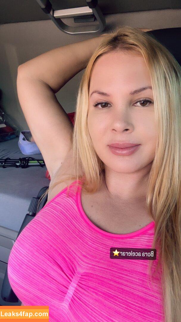 Aline Füchter Ouriques / alinezinhaouriques leaked photo photo #1603