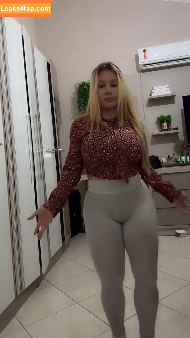 Aline Füchter Ouriques / alinezinhaouriques leaked photo photo #1641