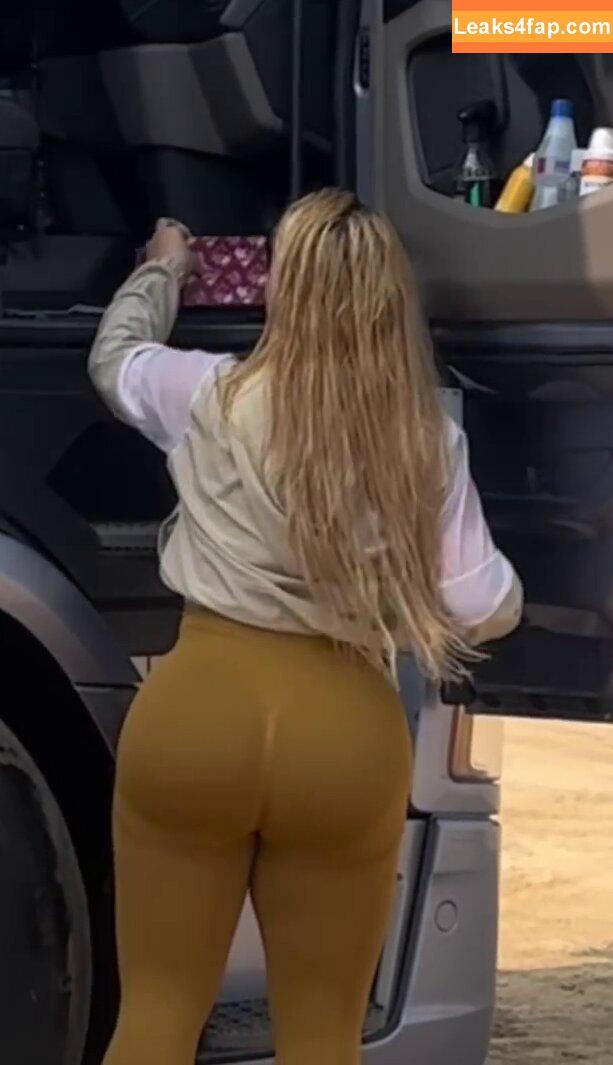 Aline Füchter Ouriques / alinezinhaouriques leaked photo photo #1666