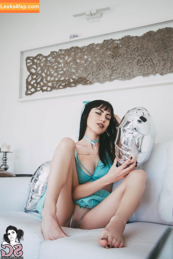 alineem / alineem_ leaked photo photo #0014