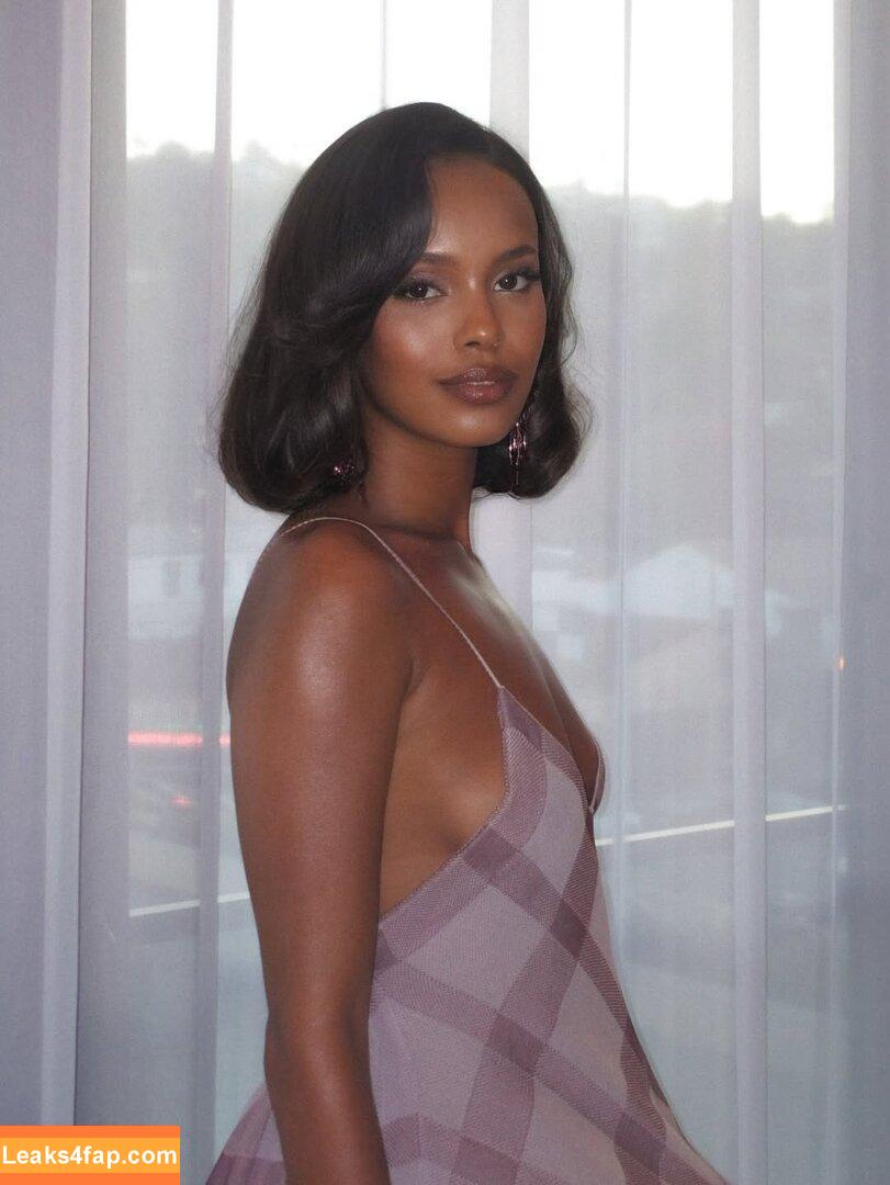 Alisha Boe / alishaboe слитое фото фото #0098