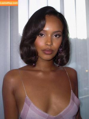 Alisha Boe фото #0095