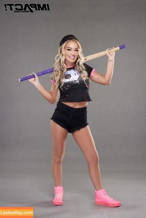 Alisha Edwards photo #0029