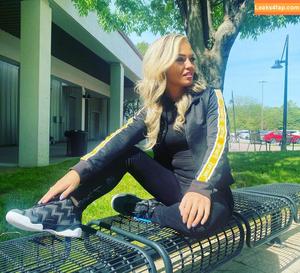 Alisha Edwards photo #0033