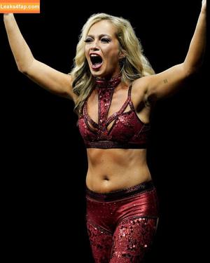 Alisha Edwards photo #0147