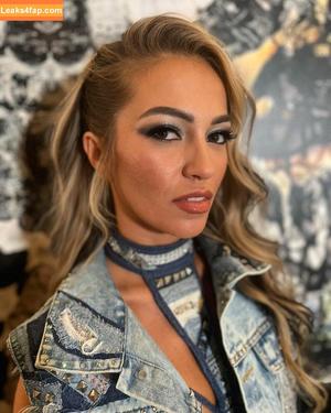 Alisha Edwards photo #0181