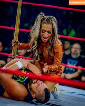 Alisha Edwards photo #0197