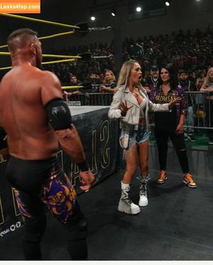 Alisha Edwards photo #0235