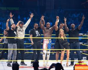 Alisha Edwards photo #0724