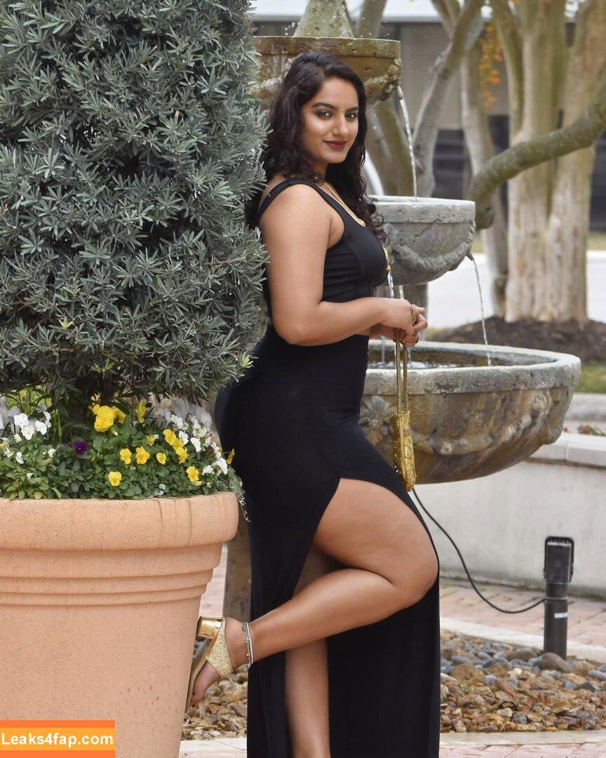 Alisha Swaidan / Alisha Naik / alisha_swaidan leaked photo photo #0002