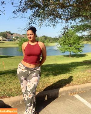 Alisha Swaidan photo #0008