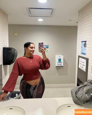 Alisha Swaidan photo #0009
