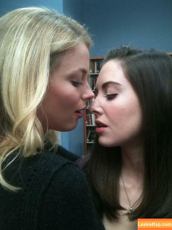 Alison Brie / alisonbrie leaked photo photo #0338