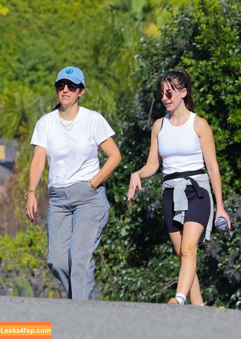 Alison Brie / alisonbrie leaked photo photo #0497