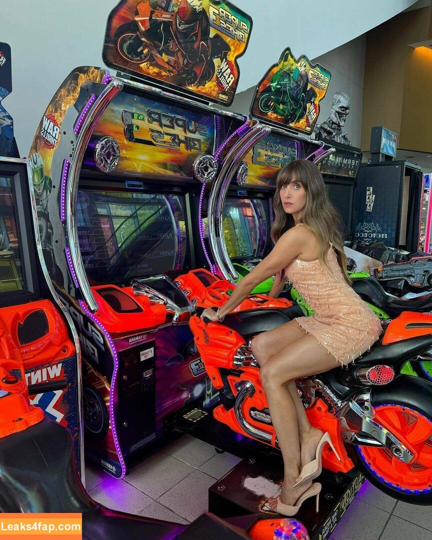 Alison Brie / alisonbrie leaked photo photo #0661