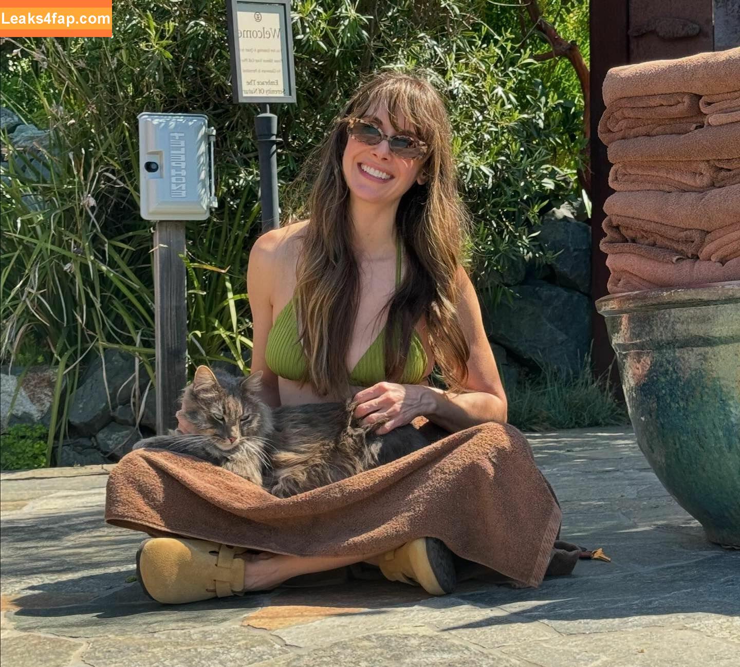 Alison Brie / alisonbrie leaked photo photo #0720