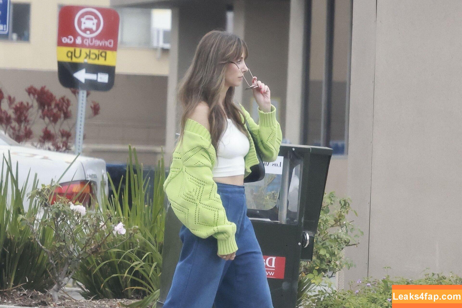 Alison Brie / alisonbrie leaked photo photo #0880