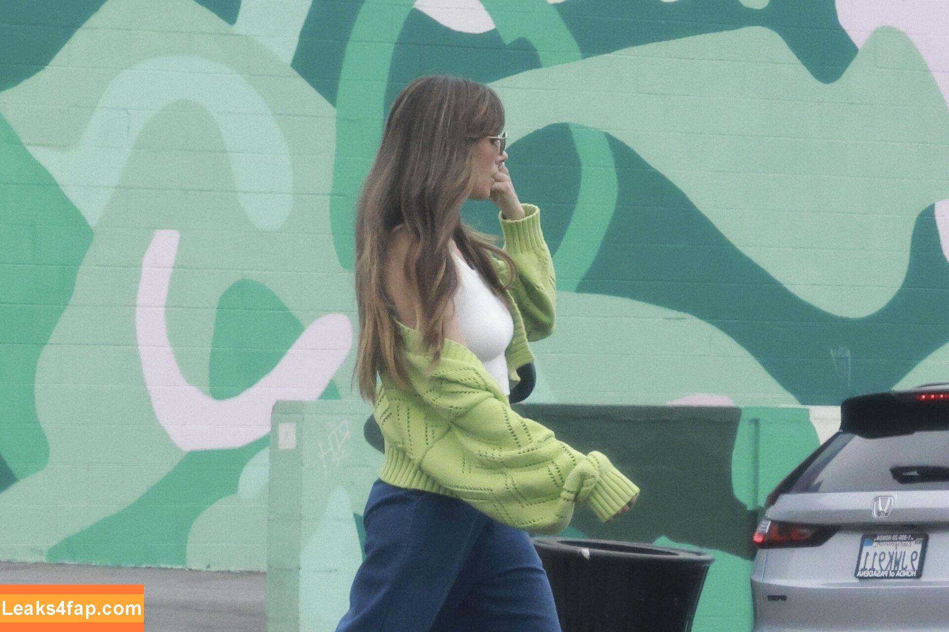 Alison Brie / alisonbrie leaked photo photo #0892