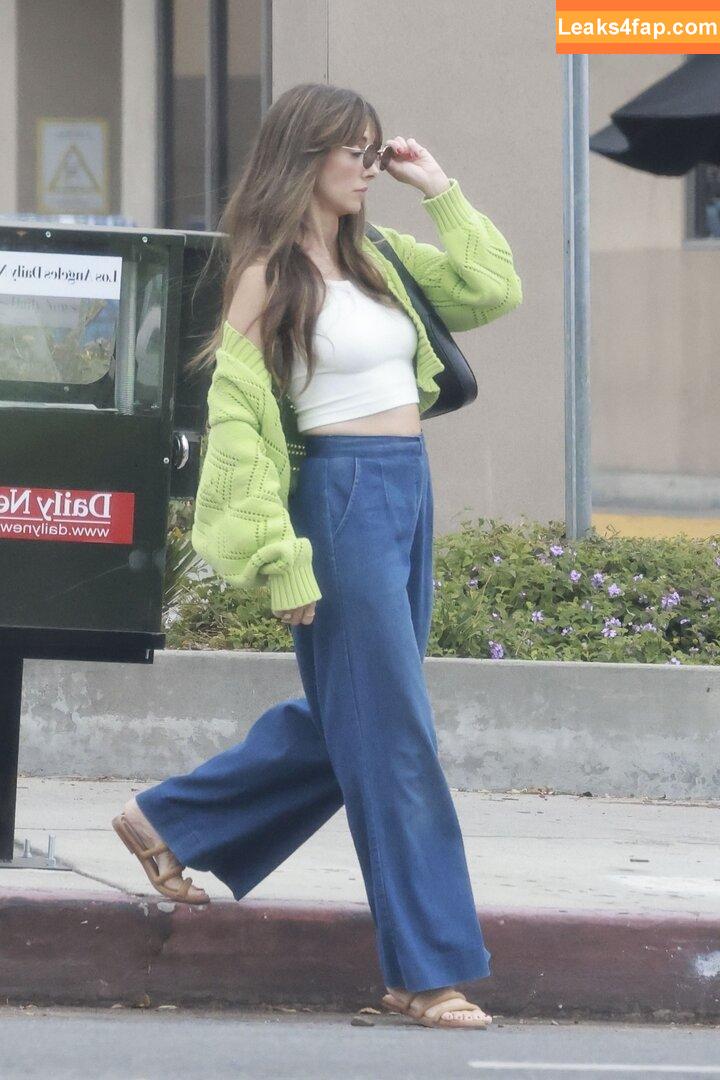 Alison Brie / alisonbrie leaked photo photo #0896