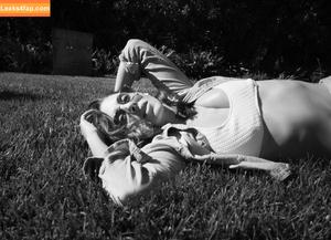 Alison Brie photo #0006