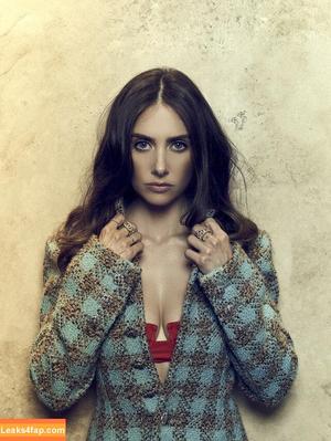 Alison Brie photo #0125