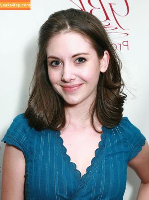 Alison Brie photo #0178