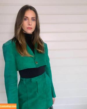 Alison Brie photo #0211