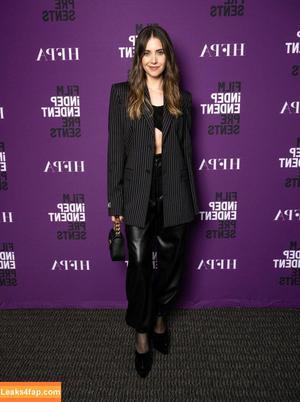 Alison Brie photo #0222