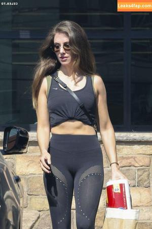 Alison Brie photo #0366