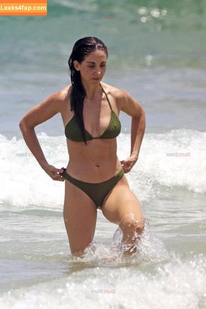 Alison Brie photo #0391