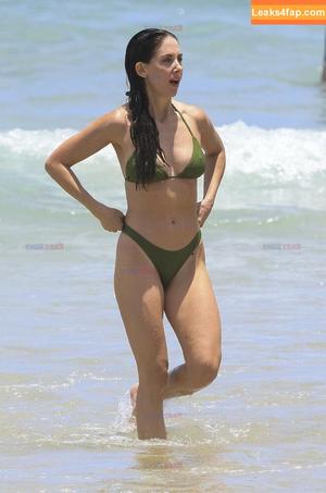 Alison Brie photo #0404