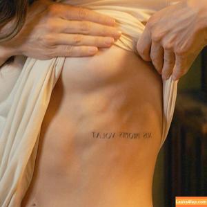 Alison Brie photo #0432