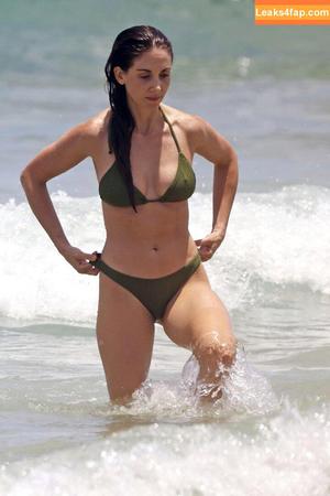 Alison Brie photo #0451