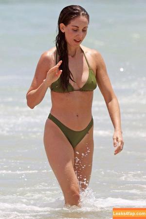 Alison Brie photo #0453