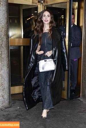 Alison Brie photo #0492