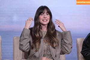 Alison Brie photo #0516