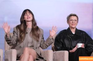 Alison Brie photo #0517