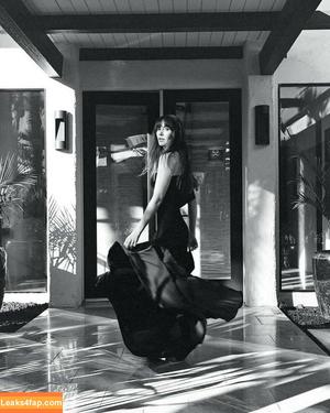 Alison Brie photo #0546