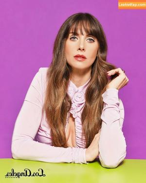 Alison Brie photo #0556