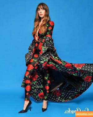 Alison Brie photo #0558