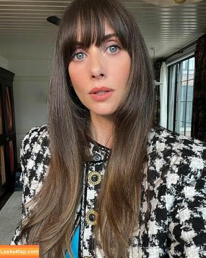 Alison Brie photo #0595