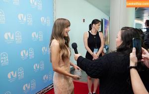 Alison Brie photo #0650