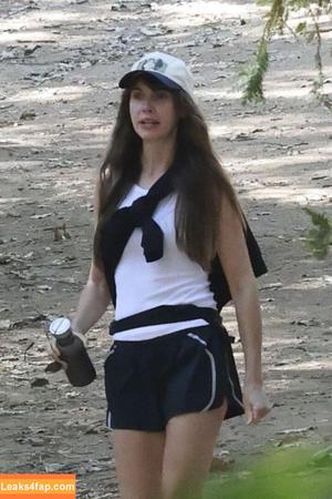 Alison Brie photo #0730