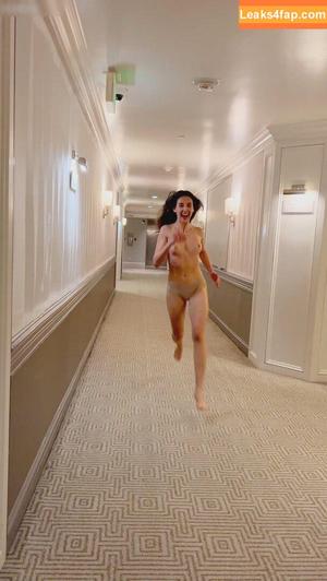 Alison Brie photo #0940