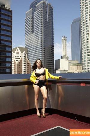 Alison Brie photo #0955