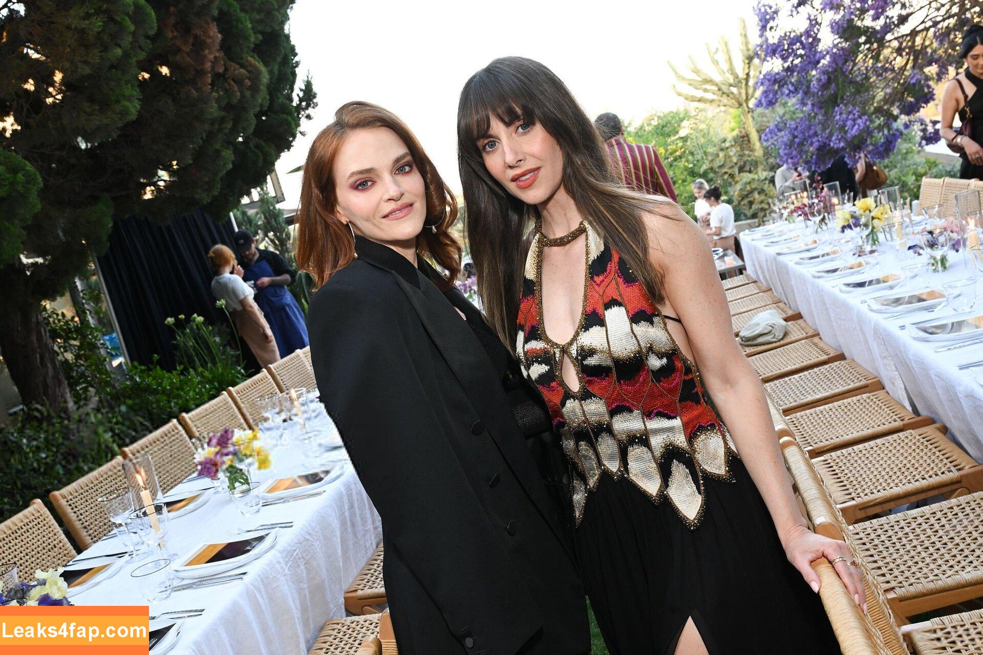 Alison Brie / alisonbrie leaked photo photo #1338