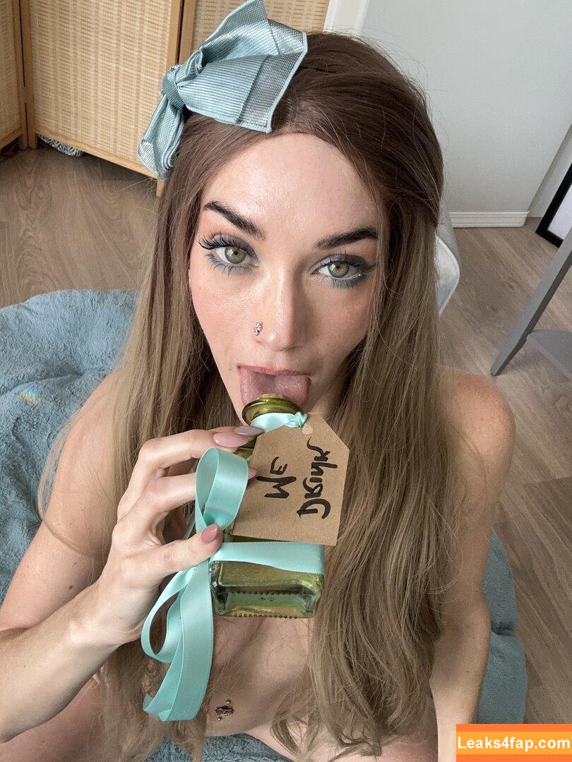 Alison Strand / alstraxo leaked photo photo #0024