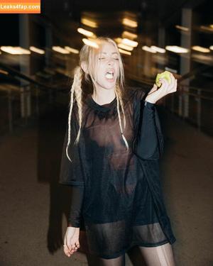 Alison Wonderland photo #0100