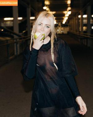 Alison Wonderland photo #0104