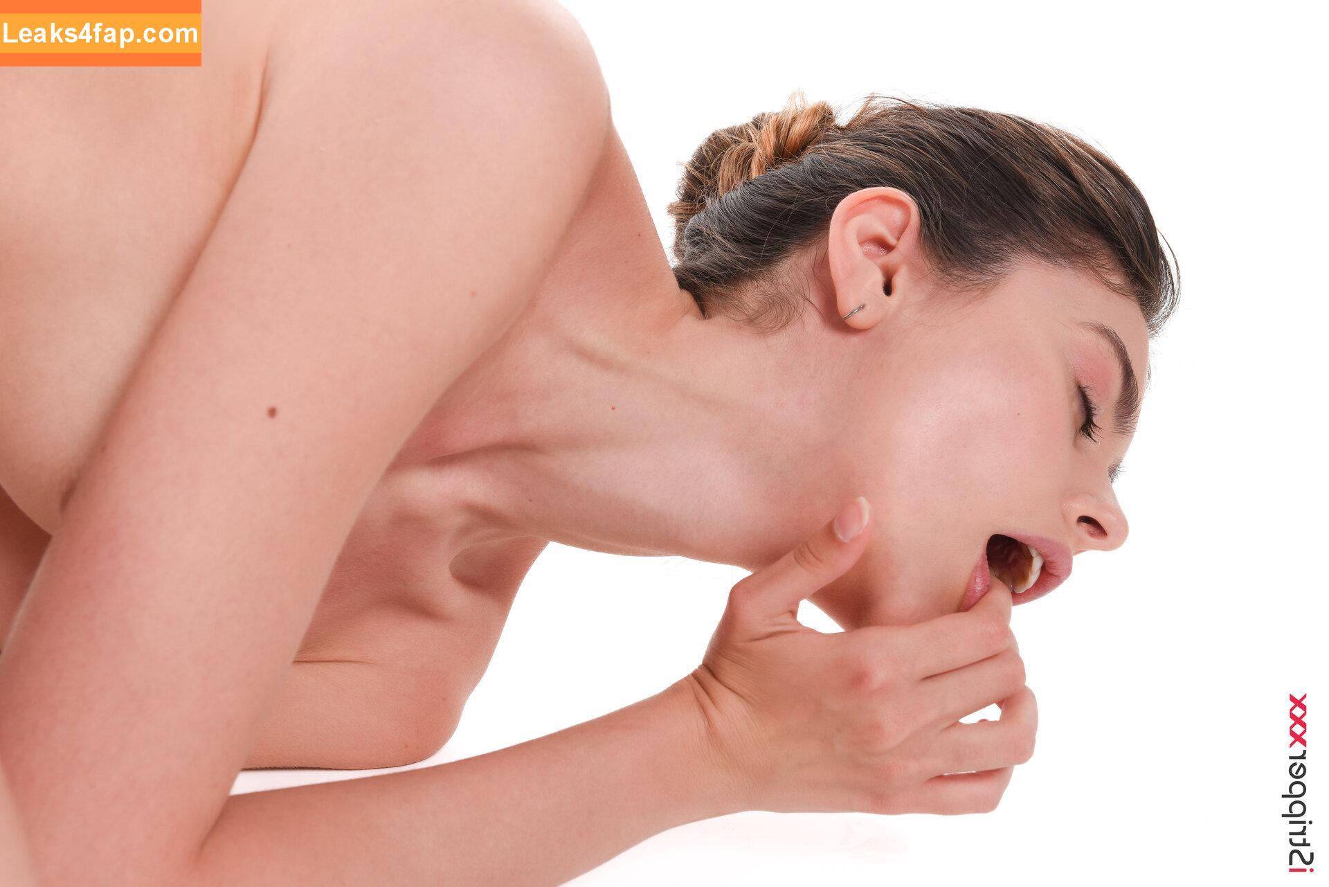 Alissa Foxy / Victoria Garin / alissa__foxy / alissa_foxy leaked photo photo #3069